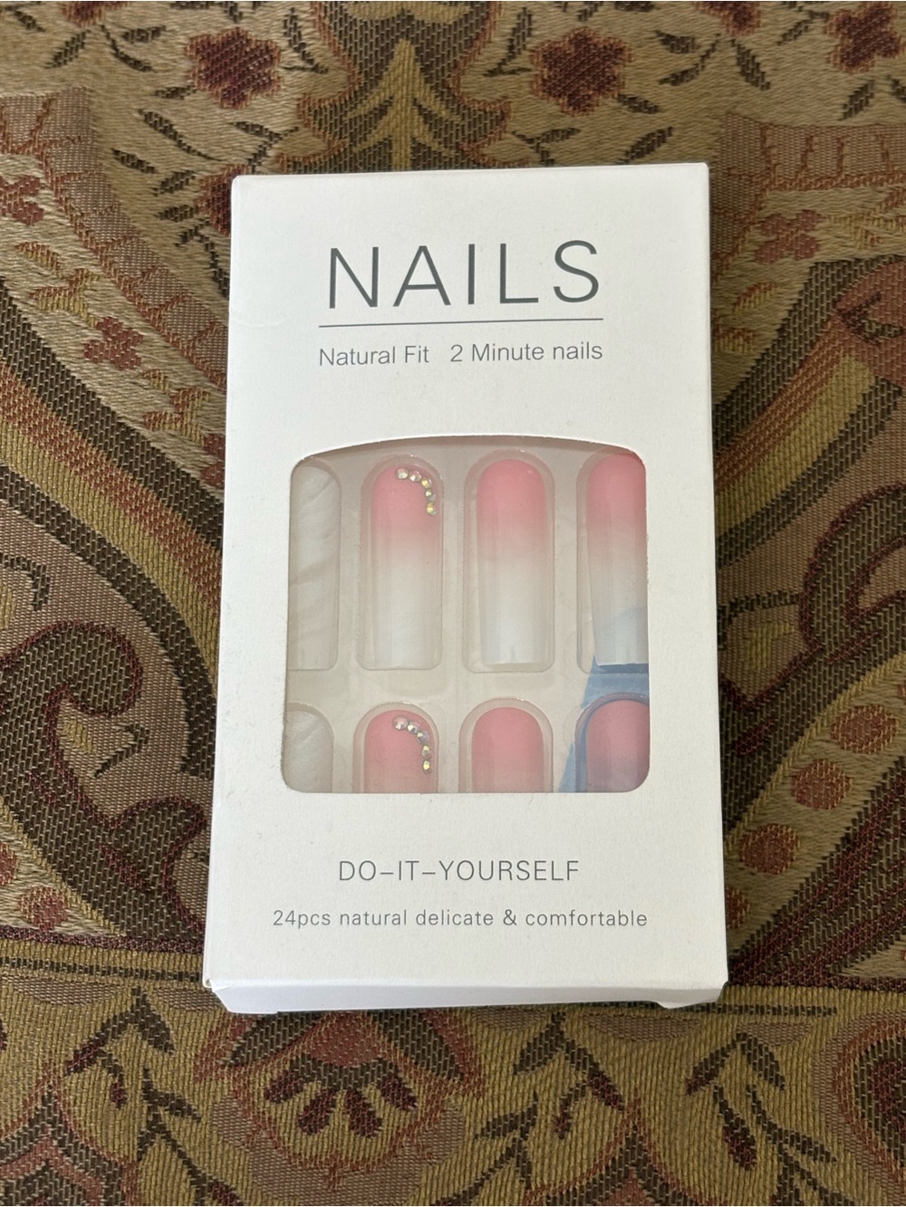 Pink Ombre Press-On Nails with Rhinestones - DIY Set